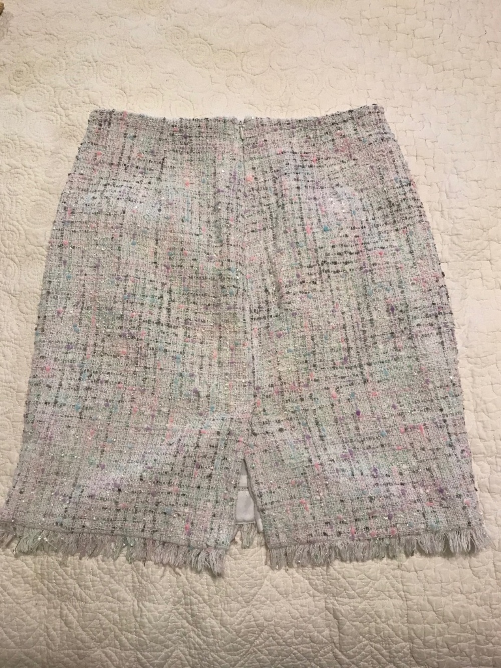 Elle white pastel tweed midi length lined skirt with fringe hem & pockets! (6) - Picture 2 of 16